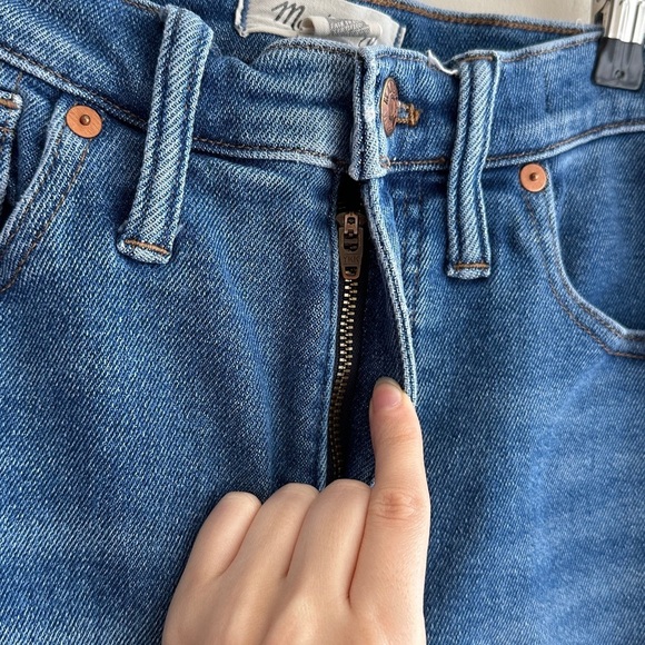 Madewell Stovepipe Solid Blue Denim Jeans, Size 27P - Picture 8 of 16